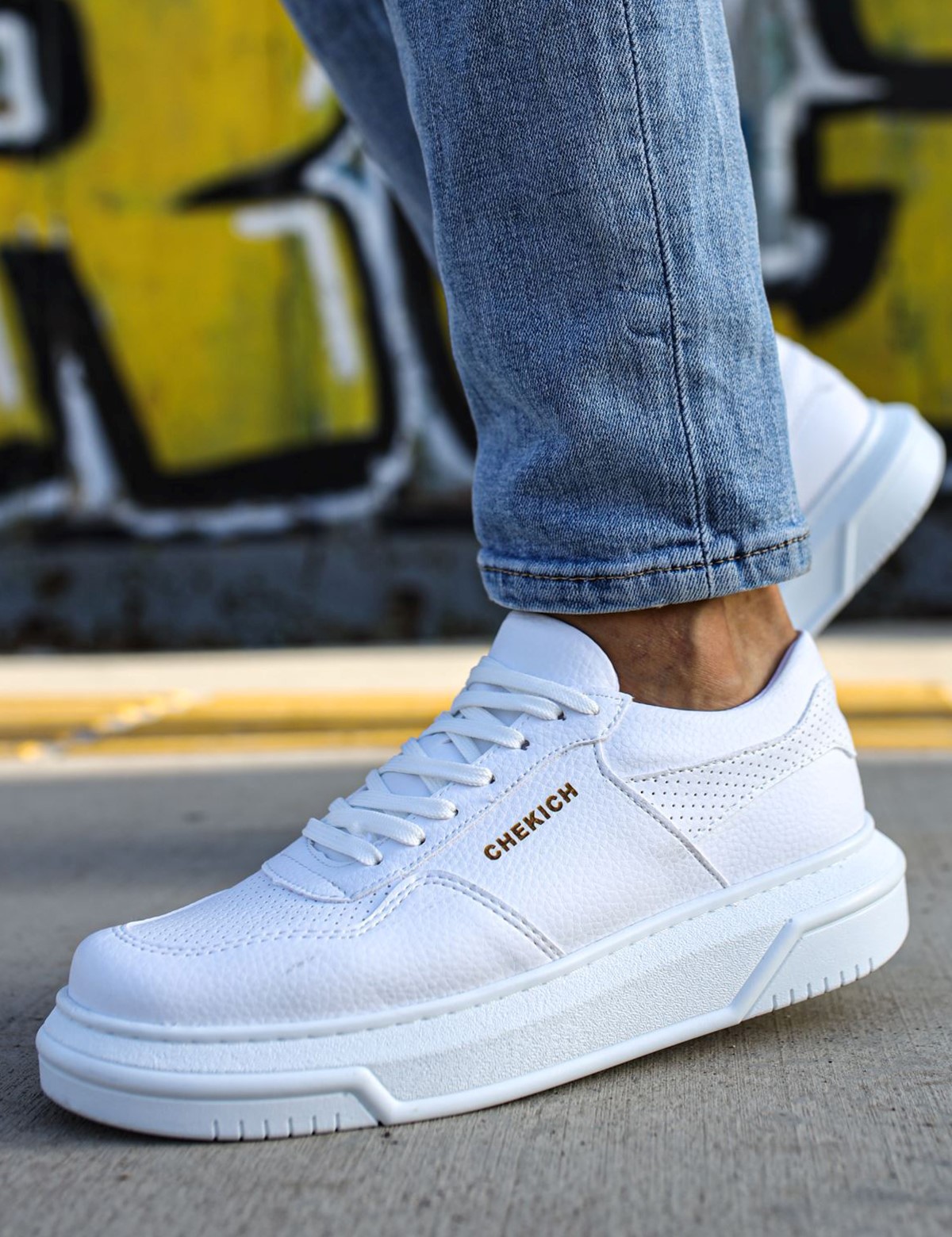 Ανδρικά λευκά δίσολα Sneakers CH075A φωτογραφία